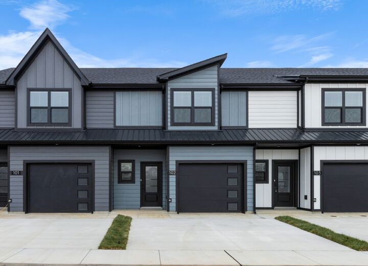 Property Photo: 102 Jonathan Wade Circle TN 37043