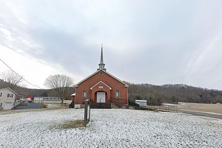 Property Photo:  732 Lancaster Hwy  TN 38569 