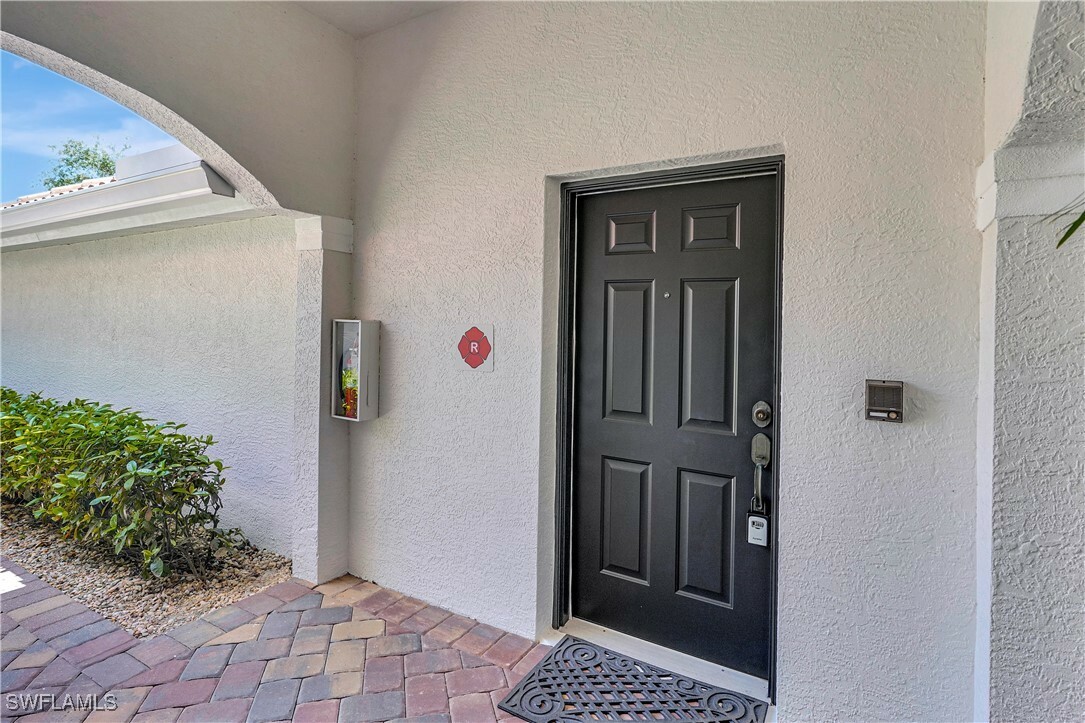 Property Photo: 23156 Rosedale Drive 201 FL 34135