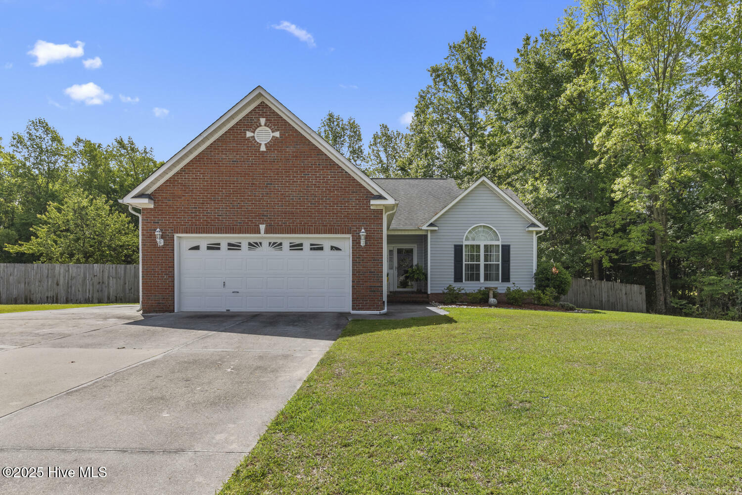 Property Photo: 103 Tyler Court NC 28540