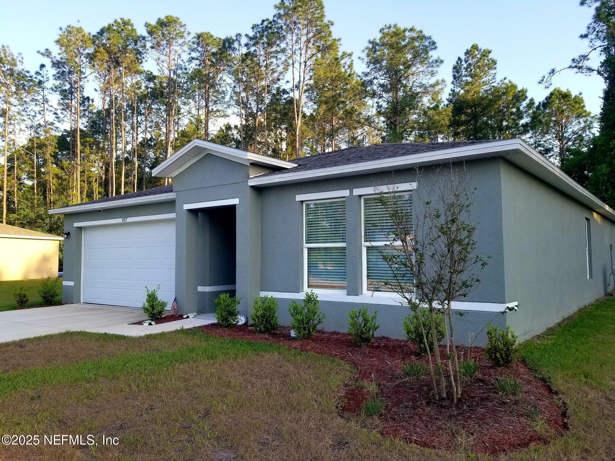 Property Photo: 497 Live Oak Loop FL 32112