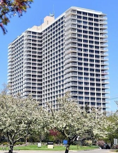 Property Photo: 12700 Lake Avenue OH 44107