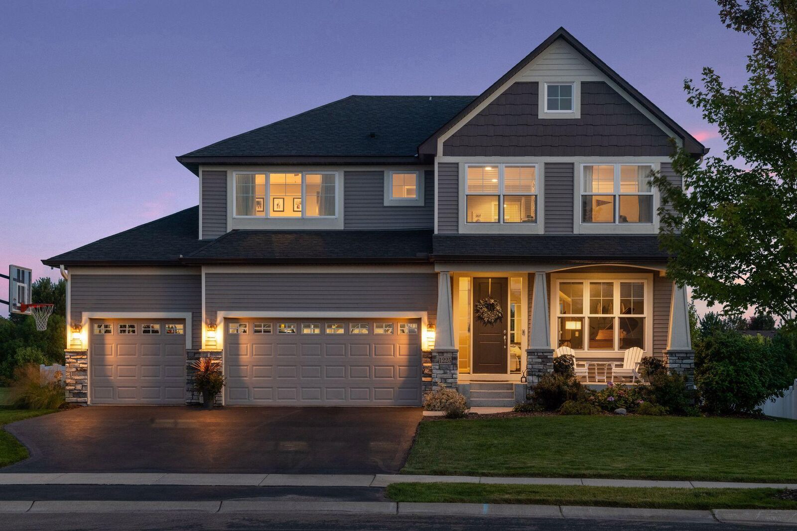 Property Photo:  1225 Crosswinds Way  MN 55387 