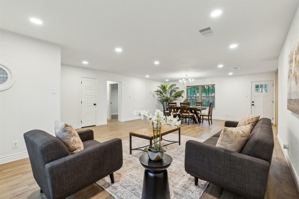 Property Photo:  6200 Ravenswood Drive  TX 76112 