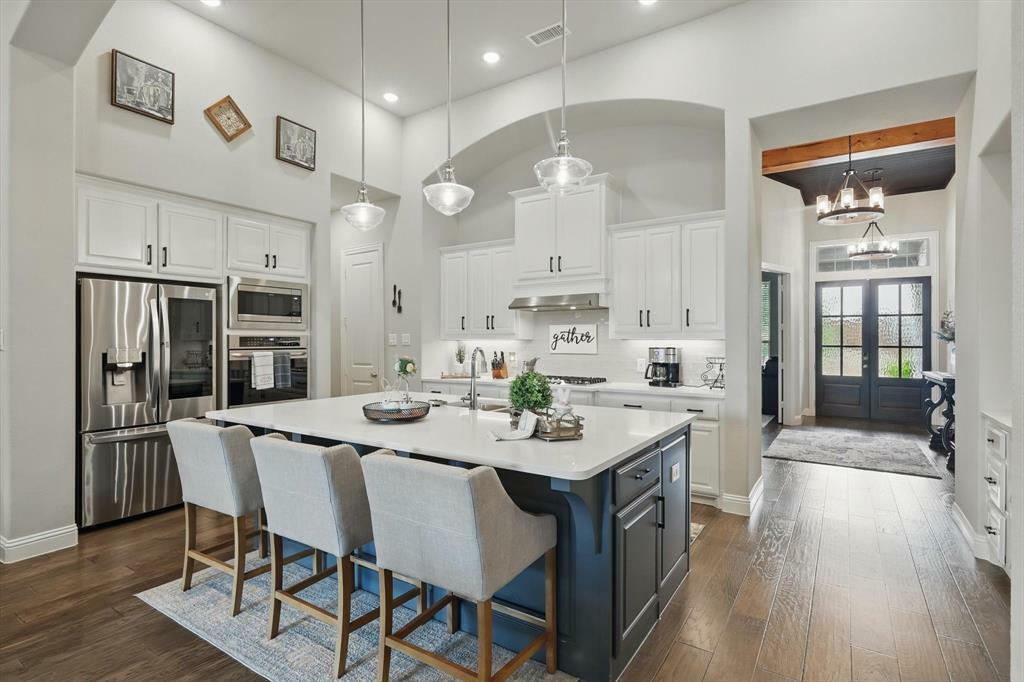 Property Photo: 3704 Summit Street TX 75068