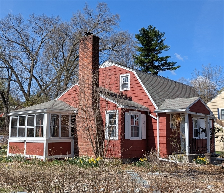 Property Photo: 314 Mackenzie Ave MA 01040