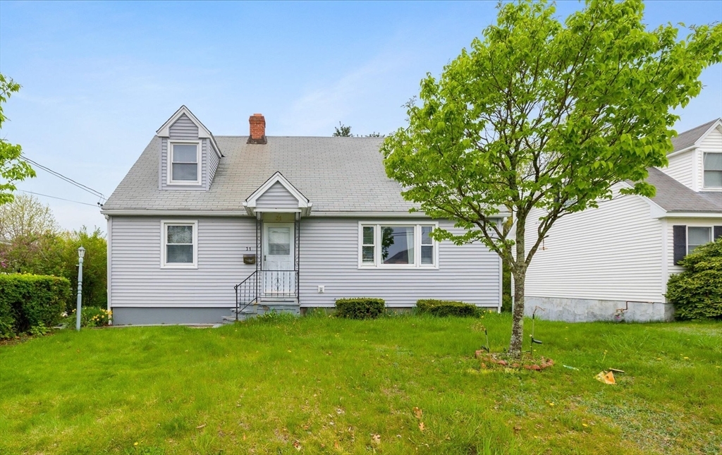 Property Photo:  31 Mount Ave  MA 01606 