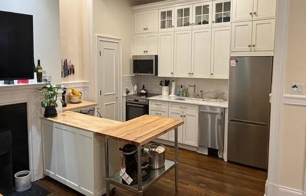 Property Photo: 65 Mount Vernon 3 MA 02018