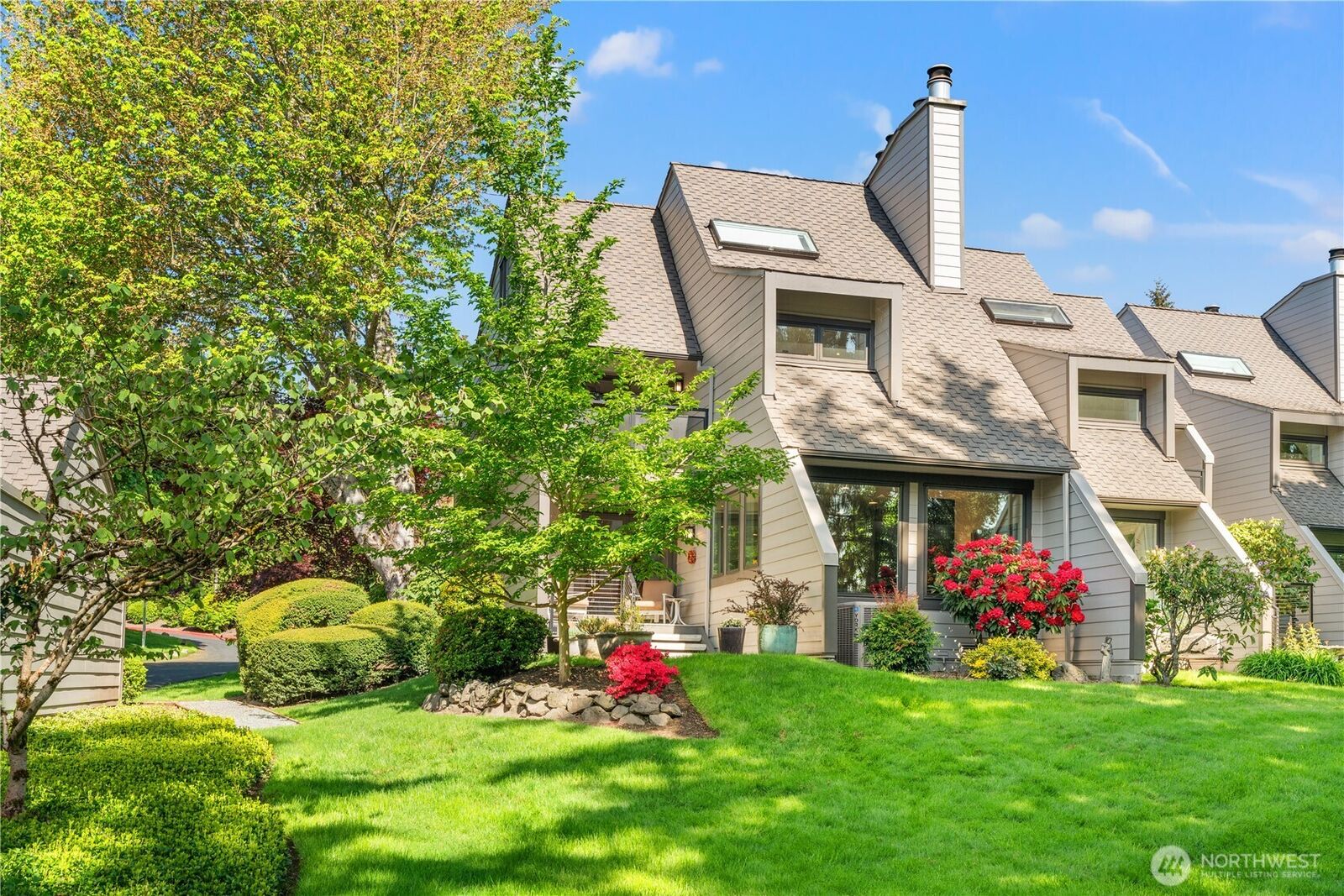 Property Photo: 1902 102nd Avenue NE WA 98004