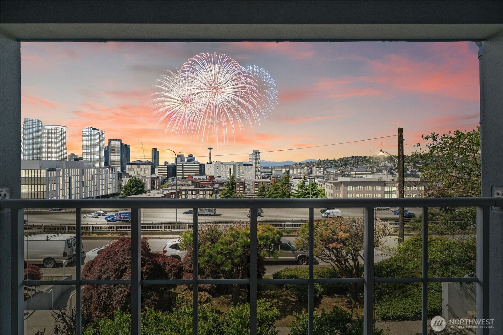 Property Photo:  420  Melrose Avenue E 201  WA 98102 