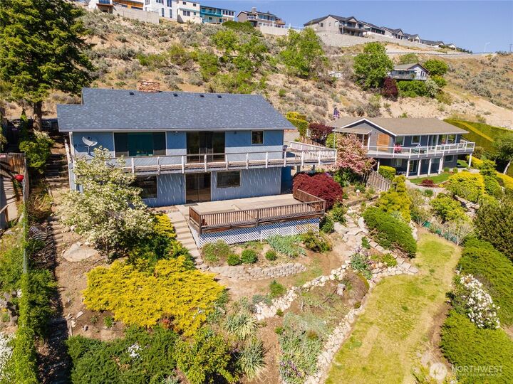 912  Cone Road  Chelan WA 98816 photo