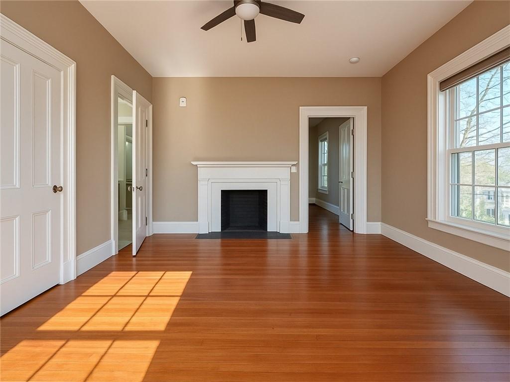 Property Photo:  30 Kay Street 4  RI 02840 