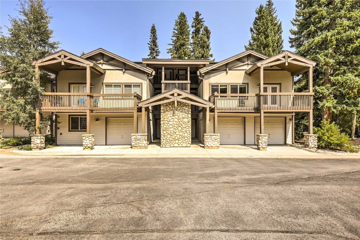 Property Photo:  233 Creekside Drive 104  CO 80443 