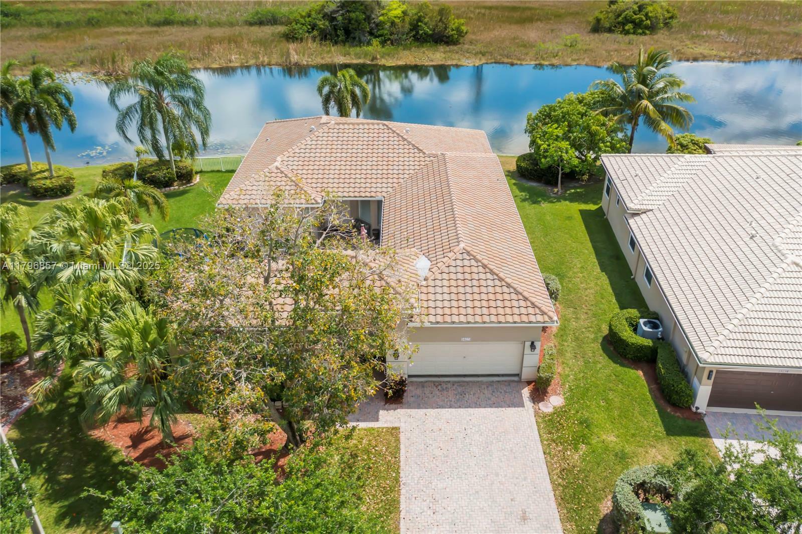 Property Photo: 16724 NW 8th St FL 33028