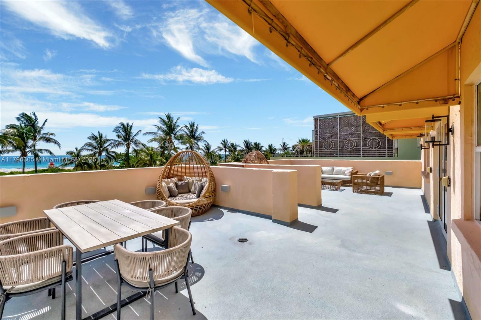 Property Photo: 834 Ocean Dr 402 FL 33139