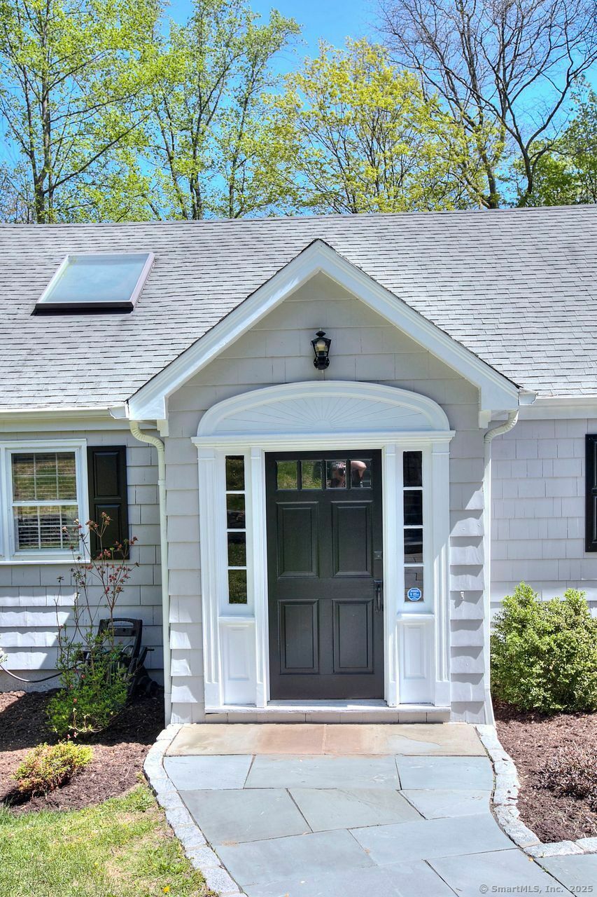 Property Photo: 20 Cranbury Road CT 06880