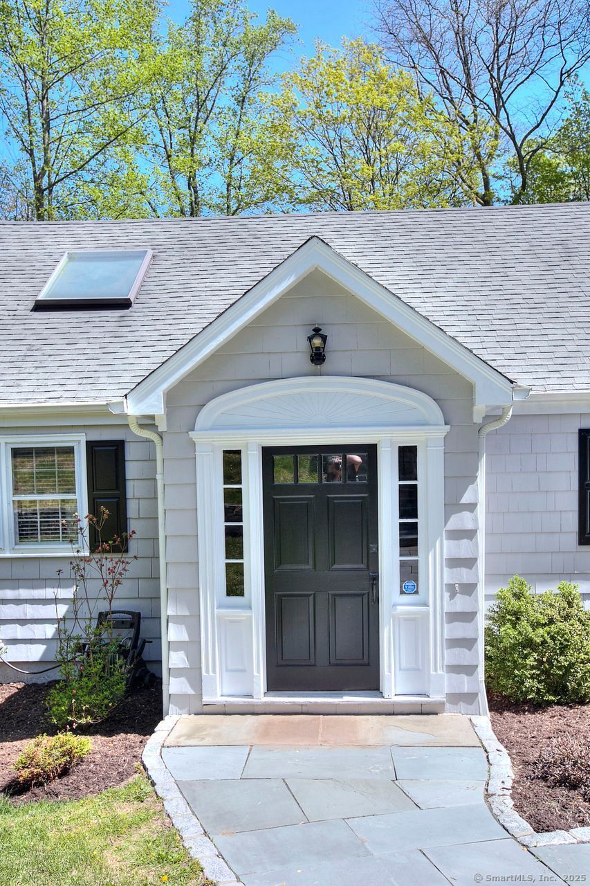 Property Photo: 20 Cranbury Road CT 06880