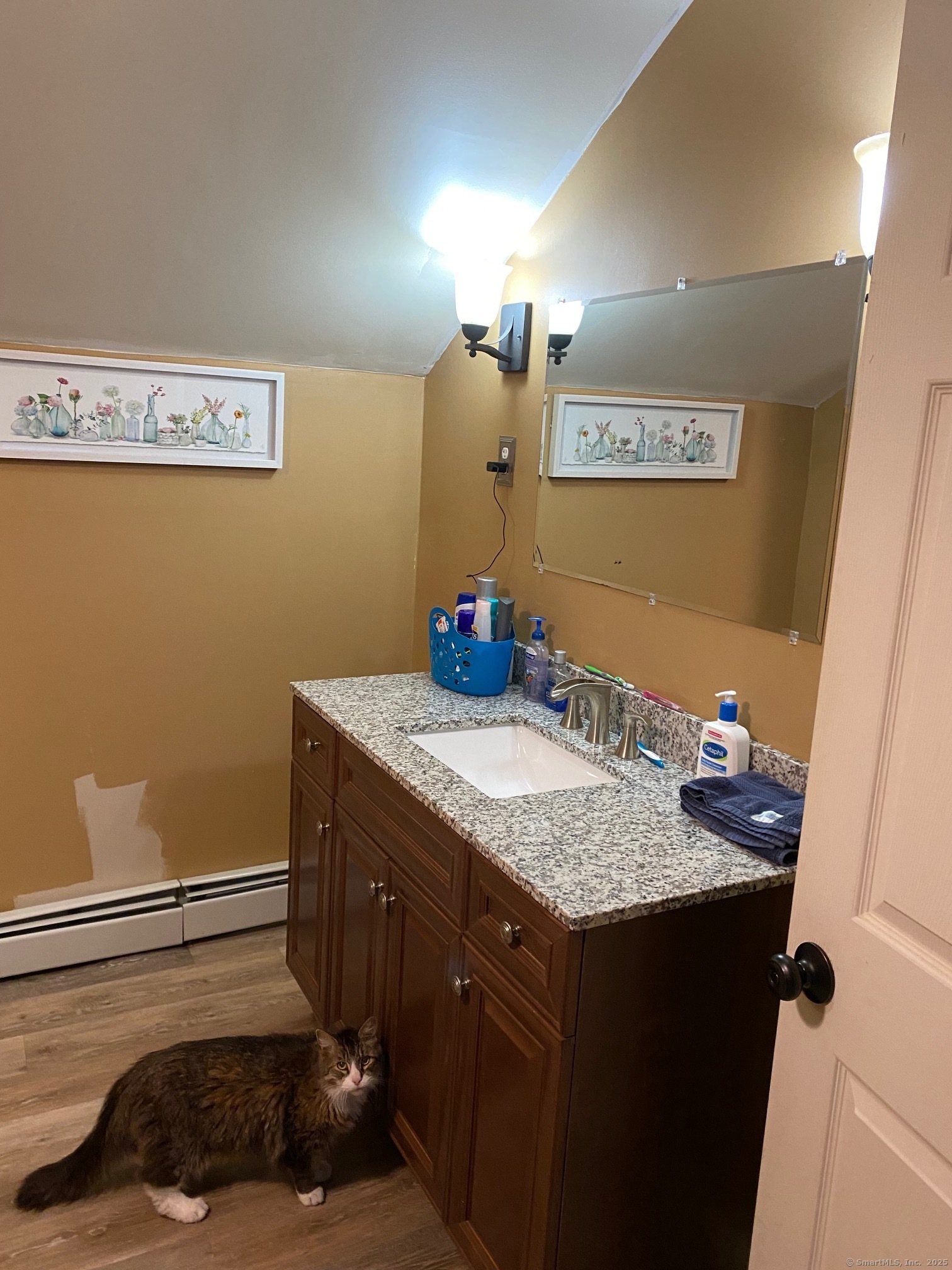 Property Photo: 122 Broadway CT 06360
