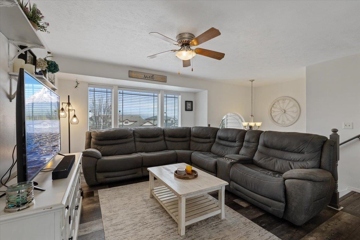 Property Photo: 10429 W 10th Ave WA 99224