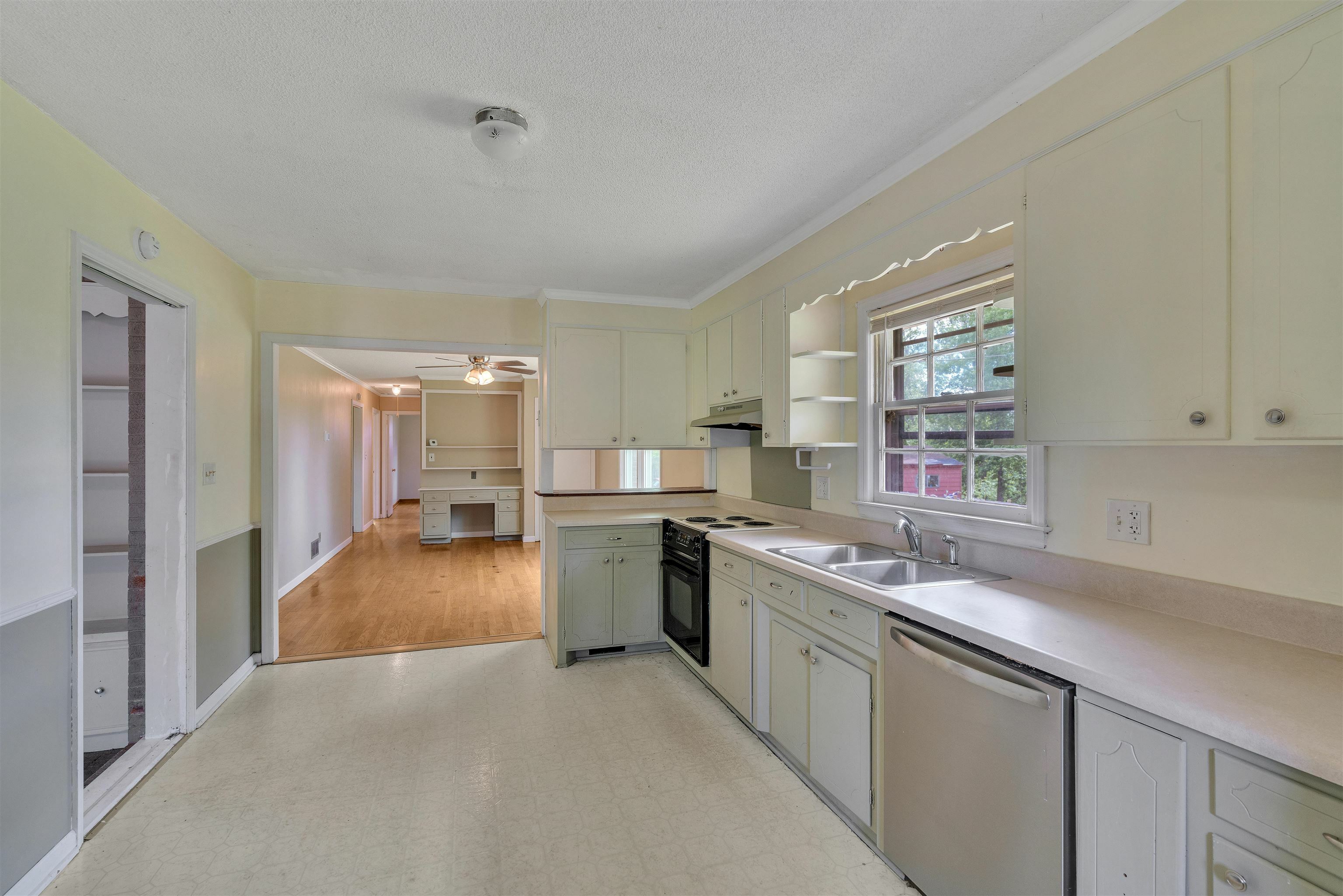Property Photo: 112 Southland Court SC 29316