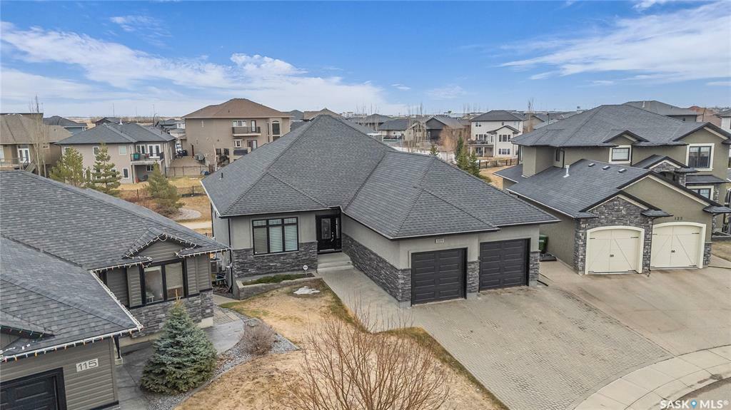 Property Photo: 119 Fleming Crescent SK S7W 1B4