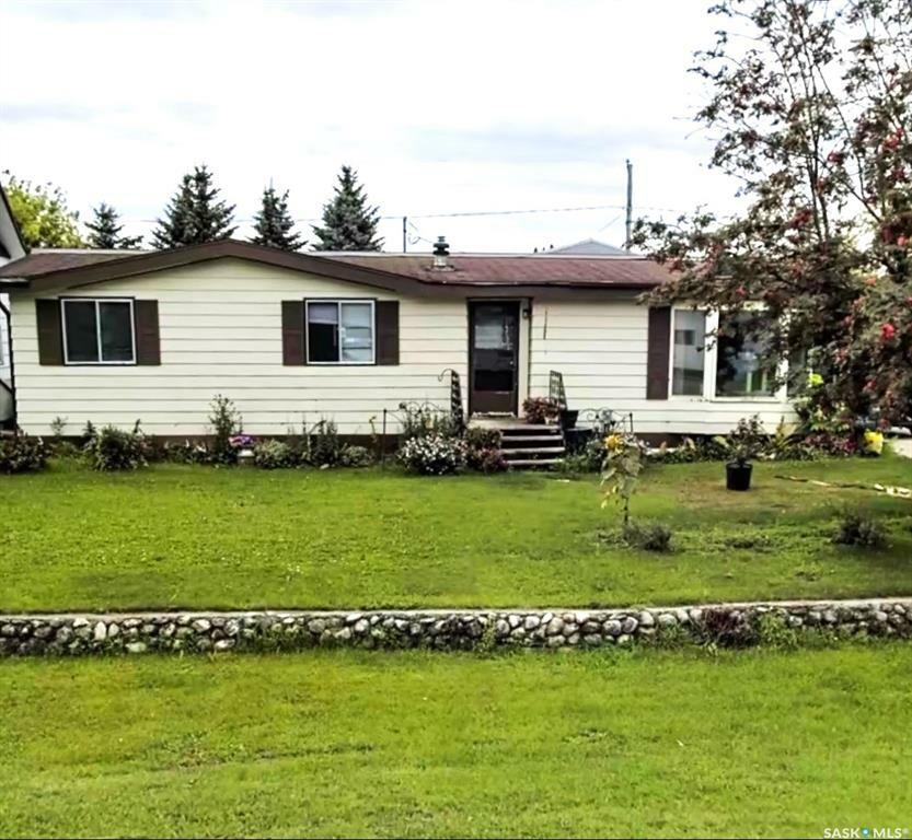 Property Photo: 313 Hara Avenue SK S0E 0Y0
