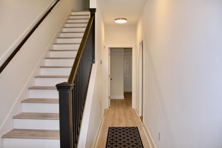 Property Photo: 1577 Metropolitan Boulevard 1 FL 32308