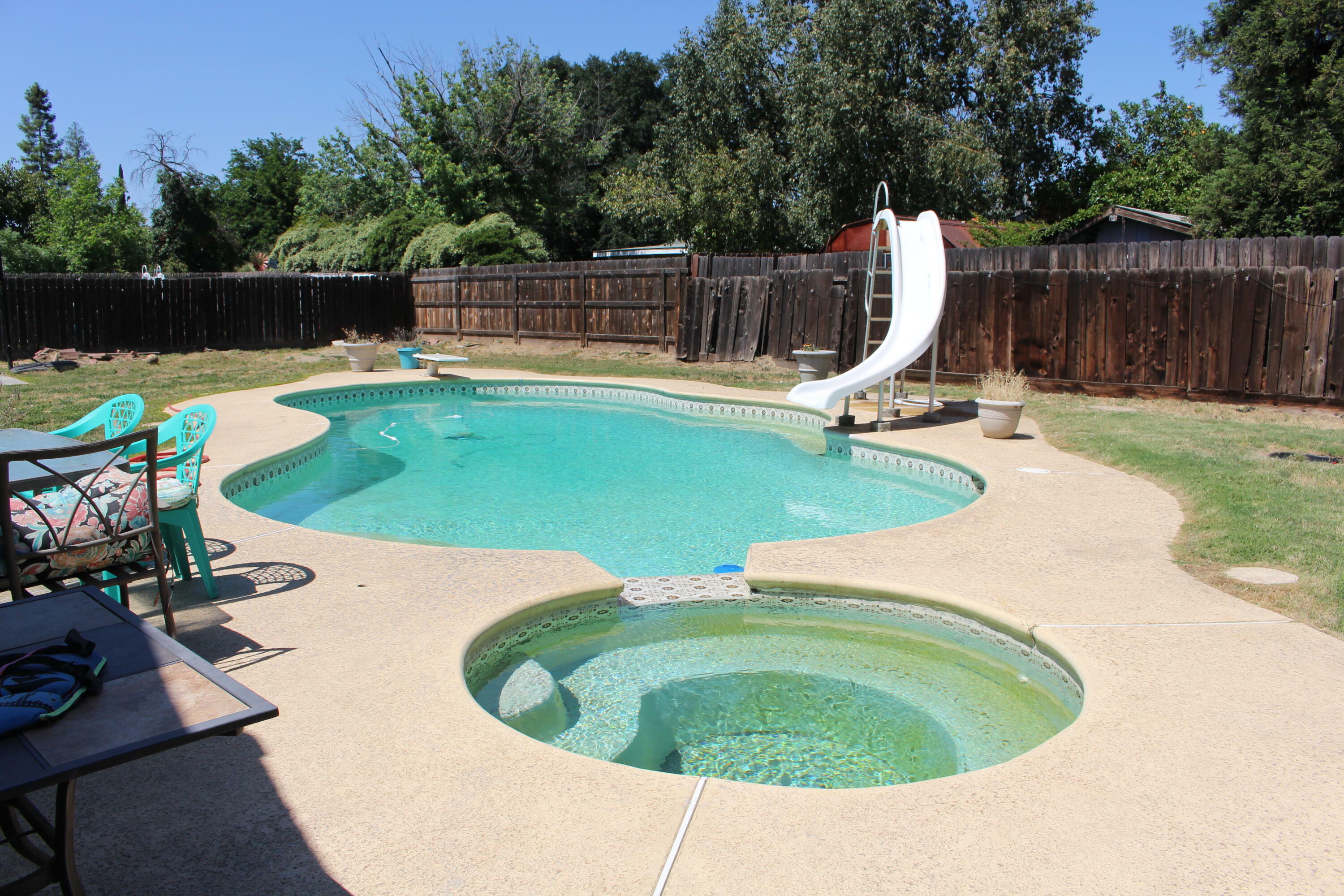 Property Photo: 1844 S Thomas Street CA 93292