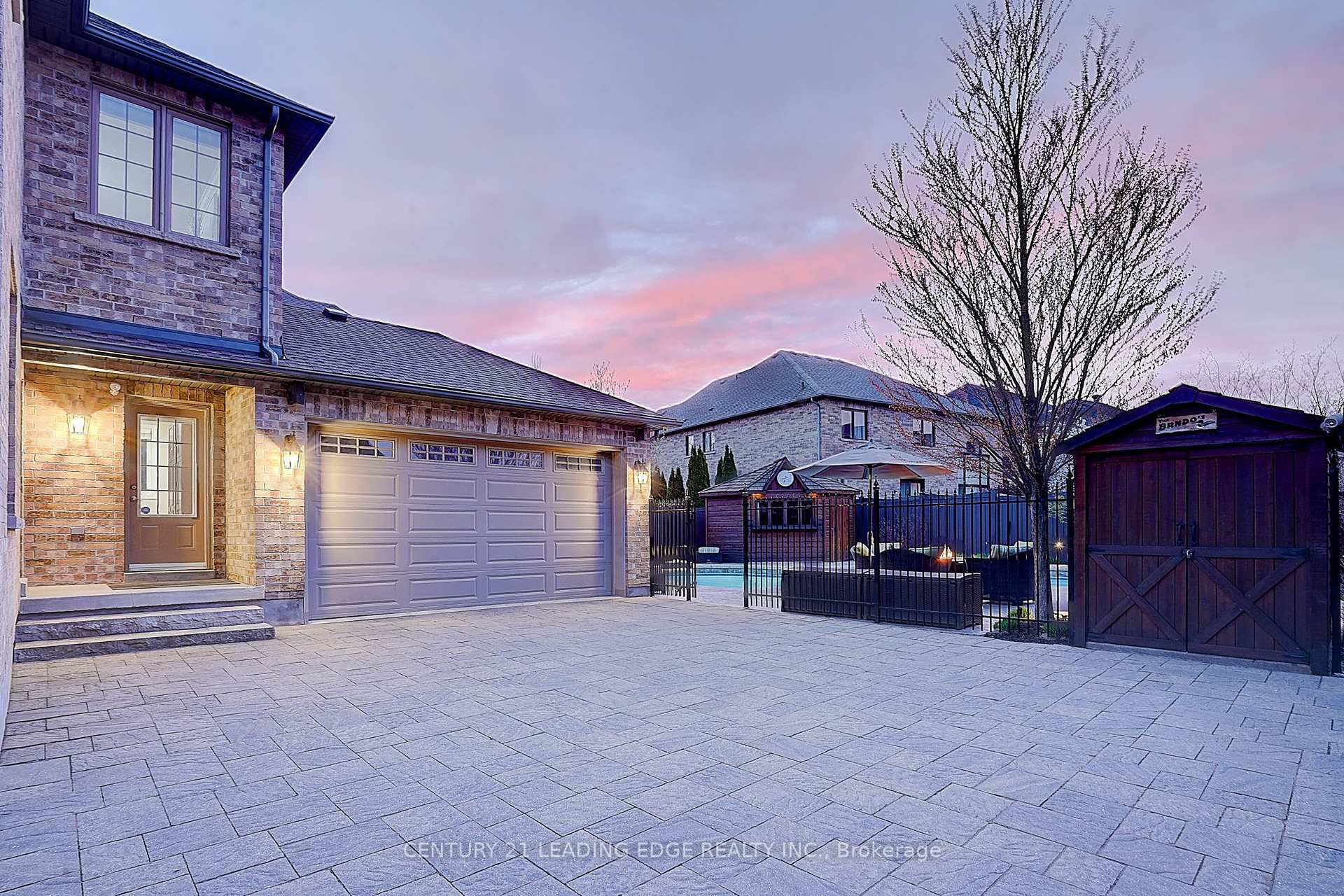 Photo de la propriété: 986 Castlemore Avenue ON L6E 0G2