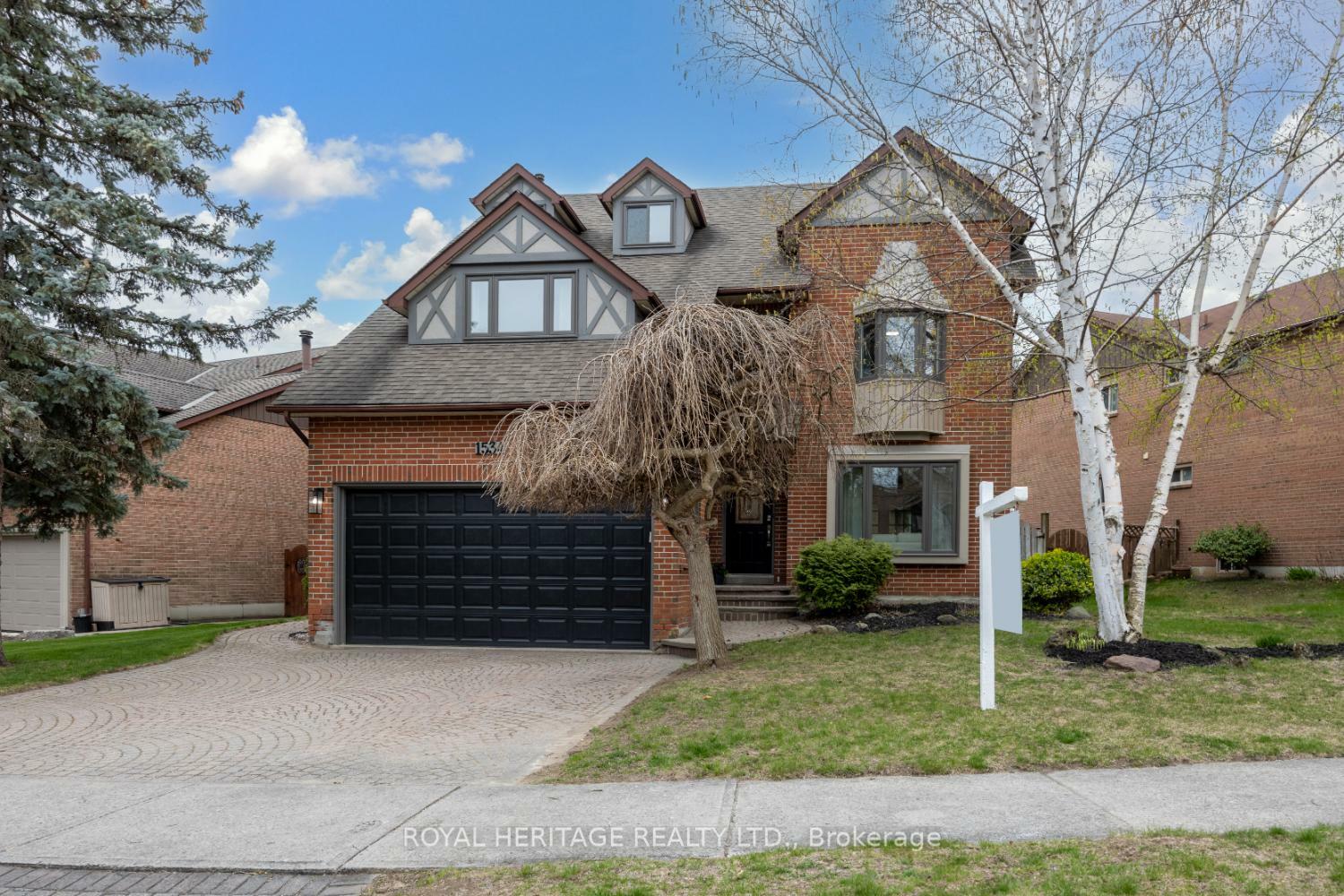 1534 Silver Spruce Drive N  Pickering ON L1V 5H7 photo
