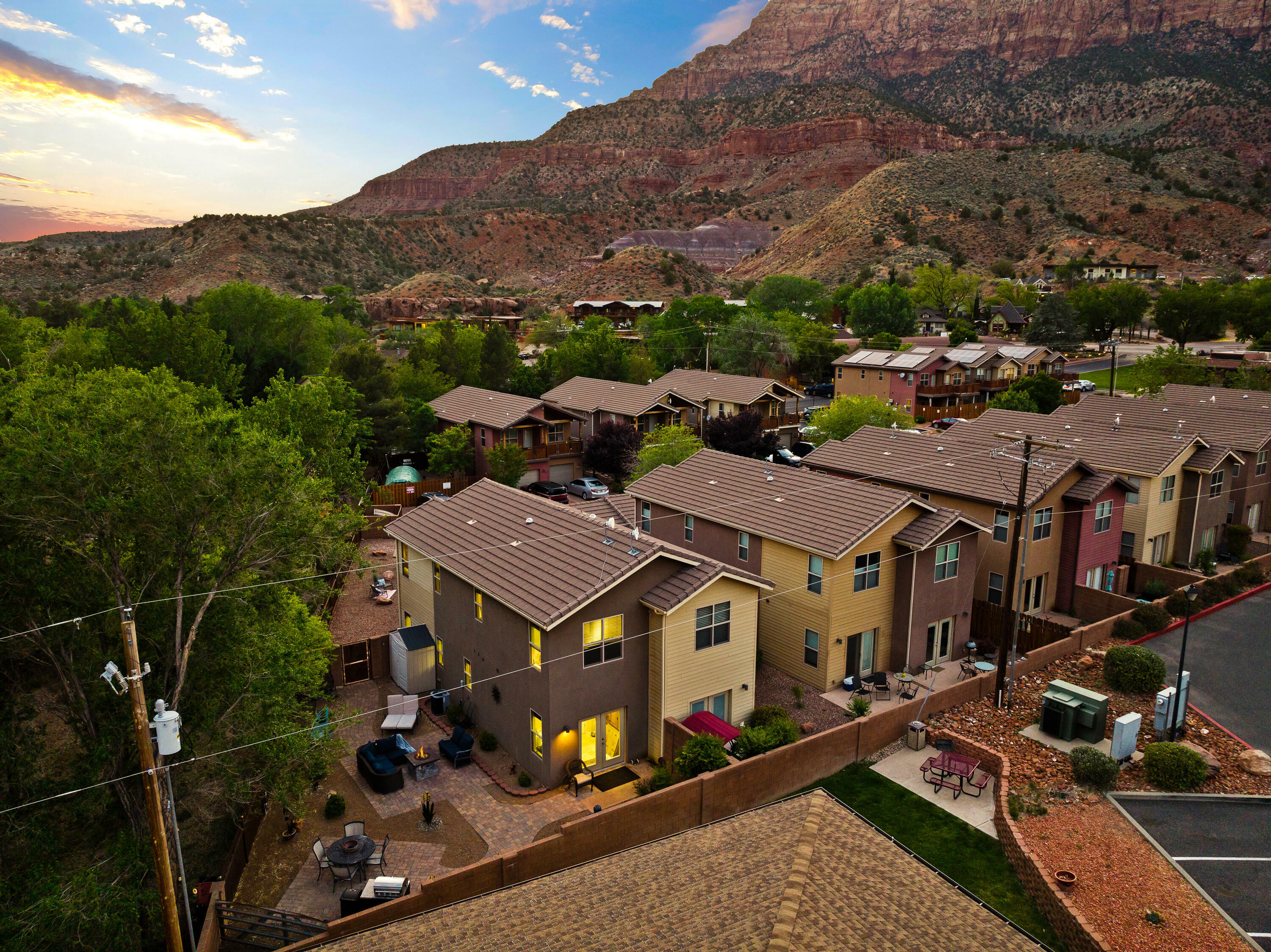 Property Photo: 77 Juniper Ln #118 UT 84767