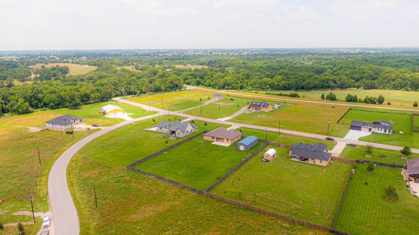 Property Photo: 121 Grassy Lane TX 78621