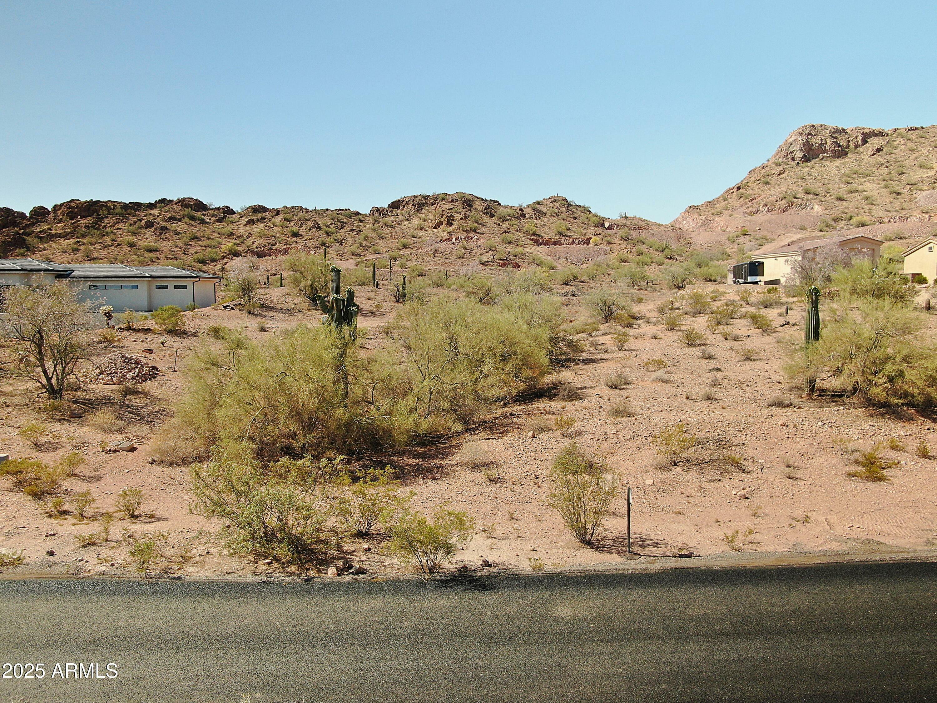 Property Photo: 1505 W Butte Creek Boulevard - AZ 85144