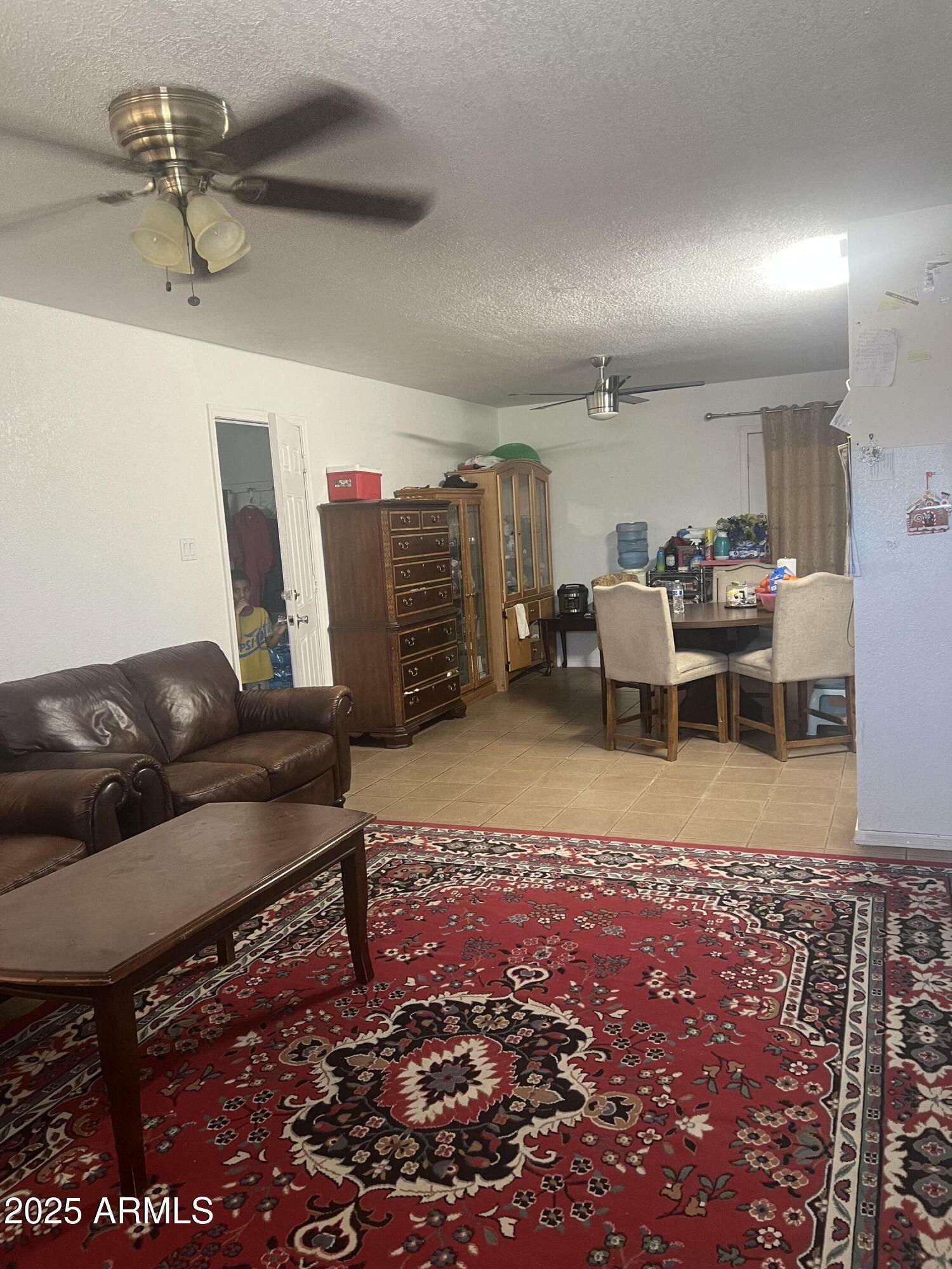 Property Photo: 6226 W Citrus Way AZ 85301