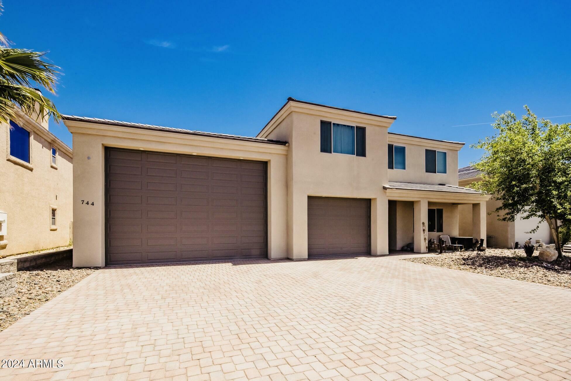 Property Photo: 744 Paseo Granada -- AZ 86406
