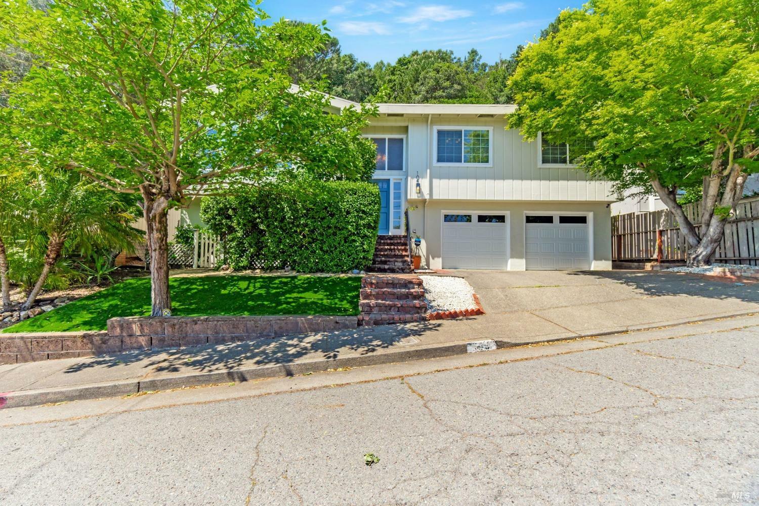 Property Photo: 105 Graceland Drive CA 94901
