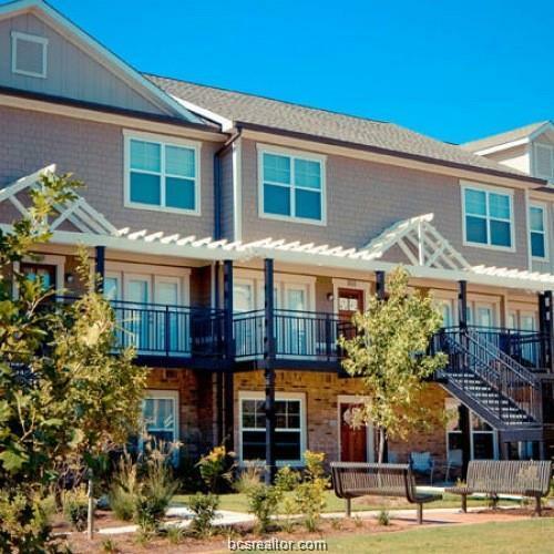 Property Photo: 1725 Harvey Mitchell Parkway S 2423 TX 77840-6406