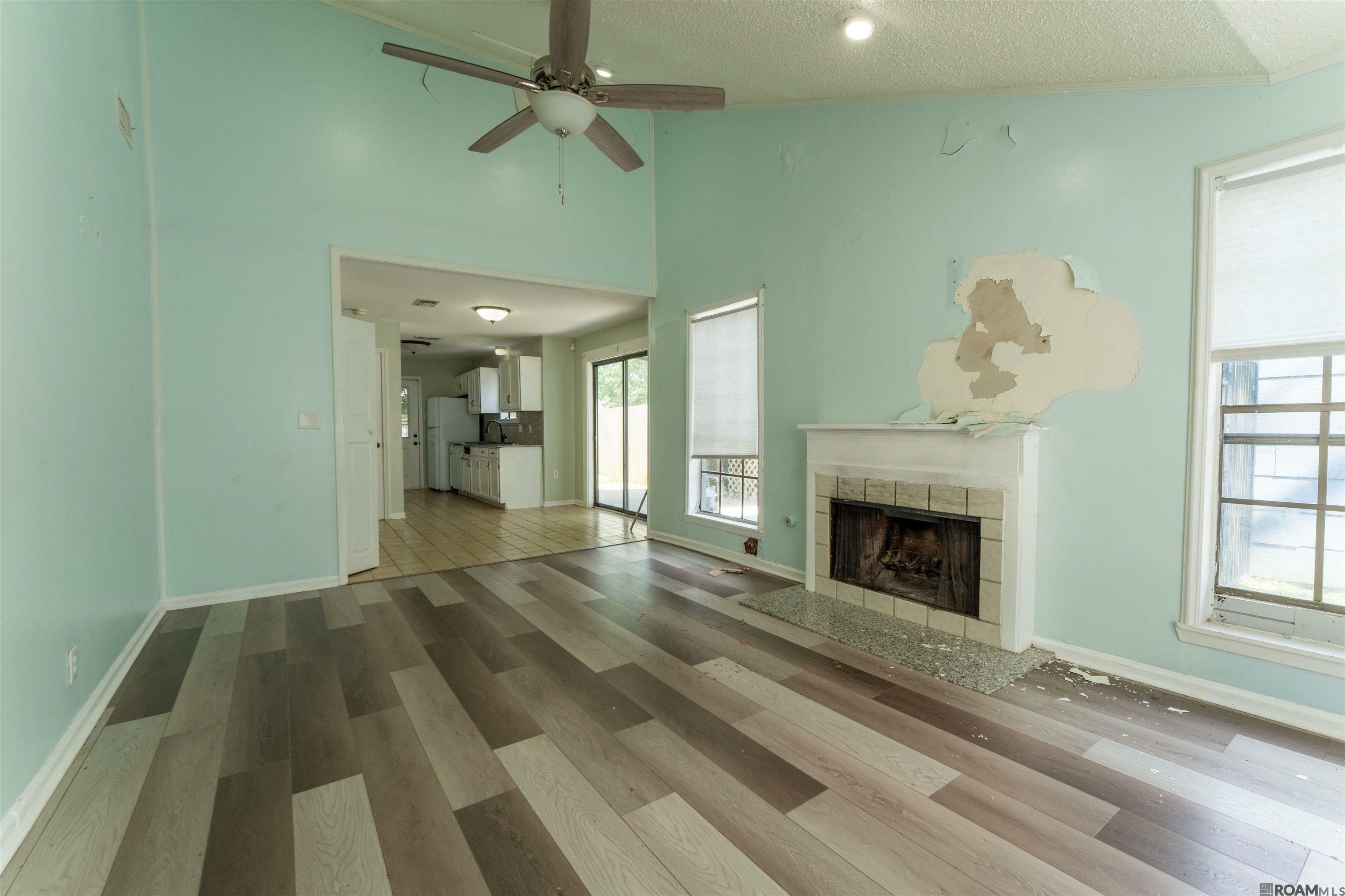 Property Photo: 6041 Cottage Row Dr LA 70817