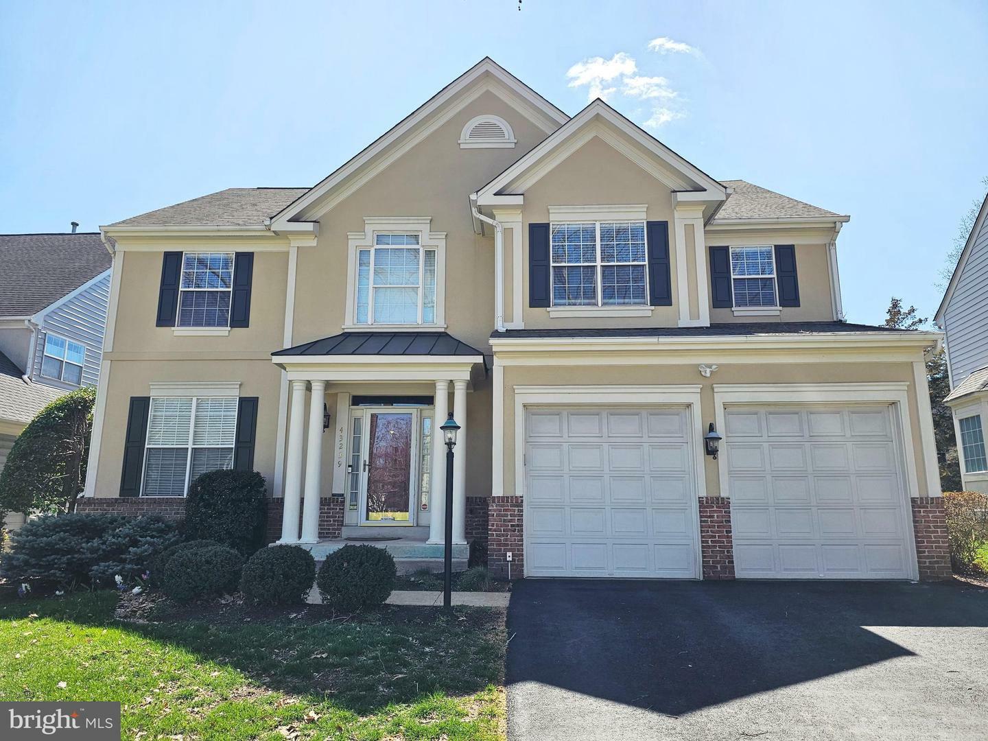 Property Photo: 43239 Chase Street VA 20152