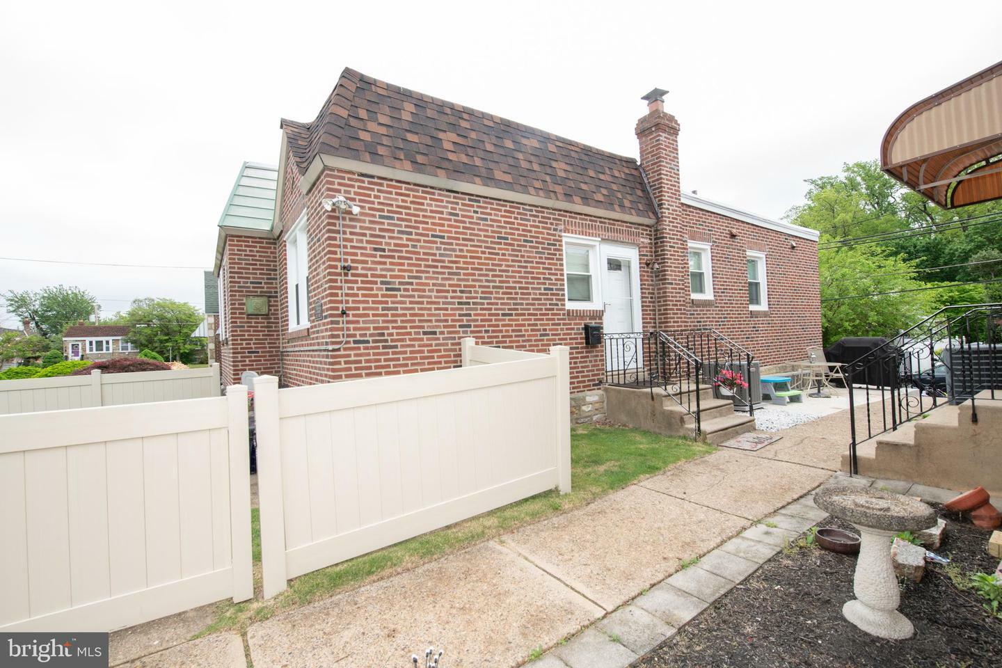 Property Photo: 7933 Lister Street PA 19152