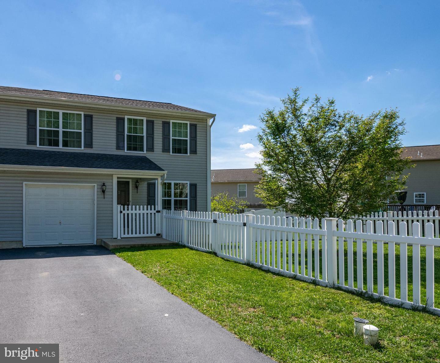 Property Photo: 1022 Saylor Drive PA 19560