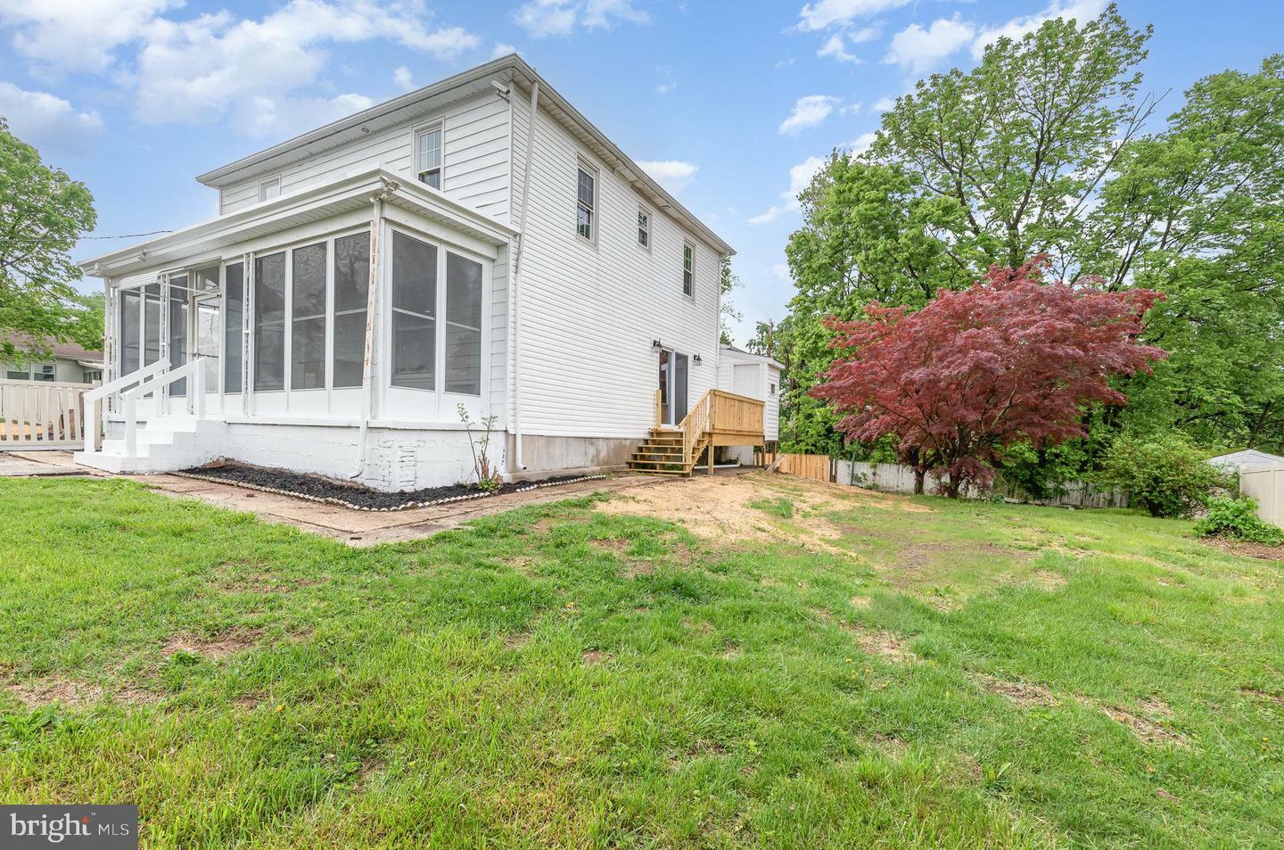 Property Photo: 2329 Locust Lane PA 17109