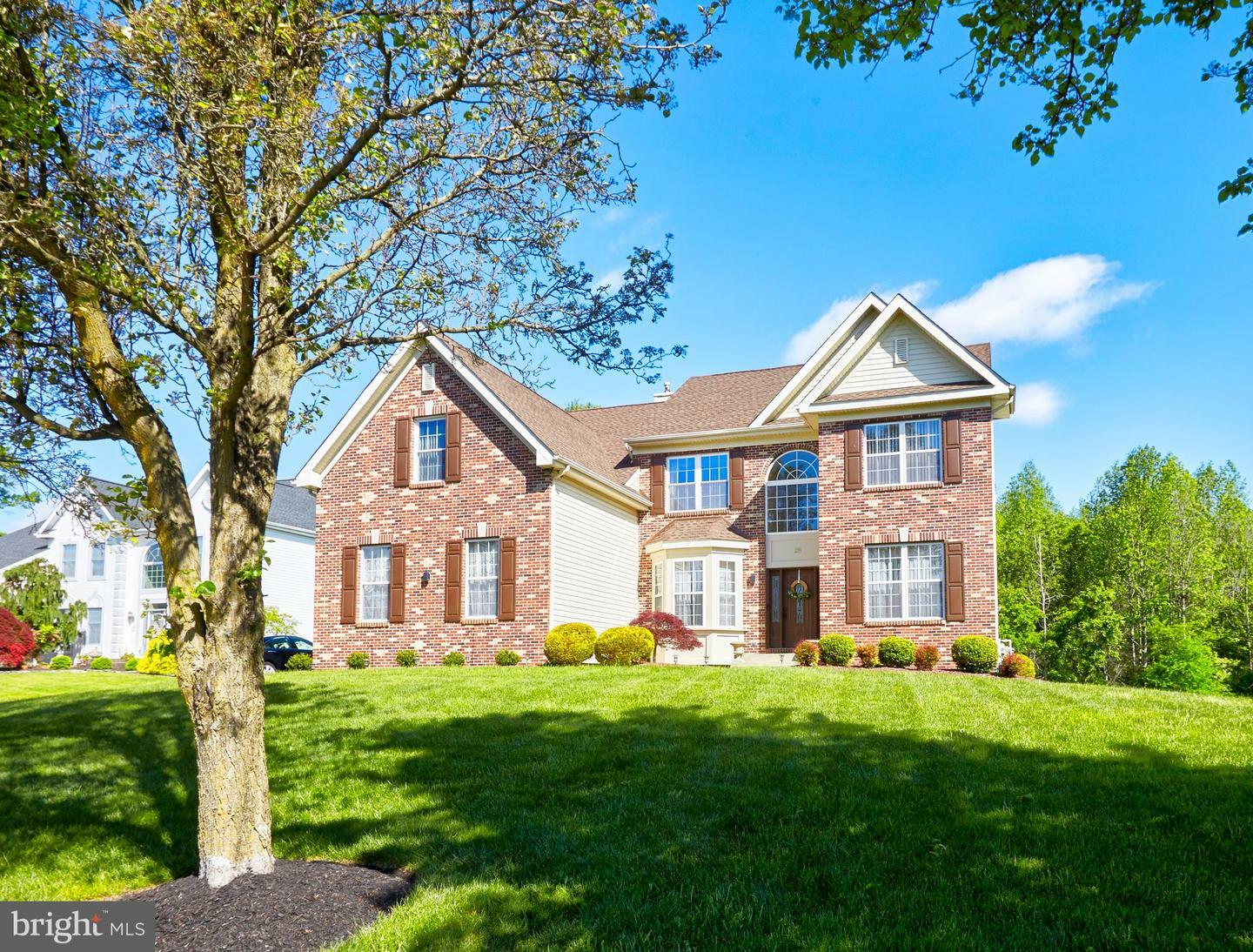 Property Photo: 28 Autumnwood La NJ 08054