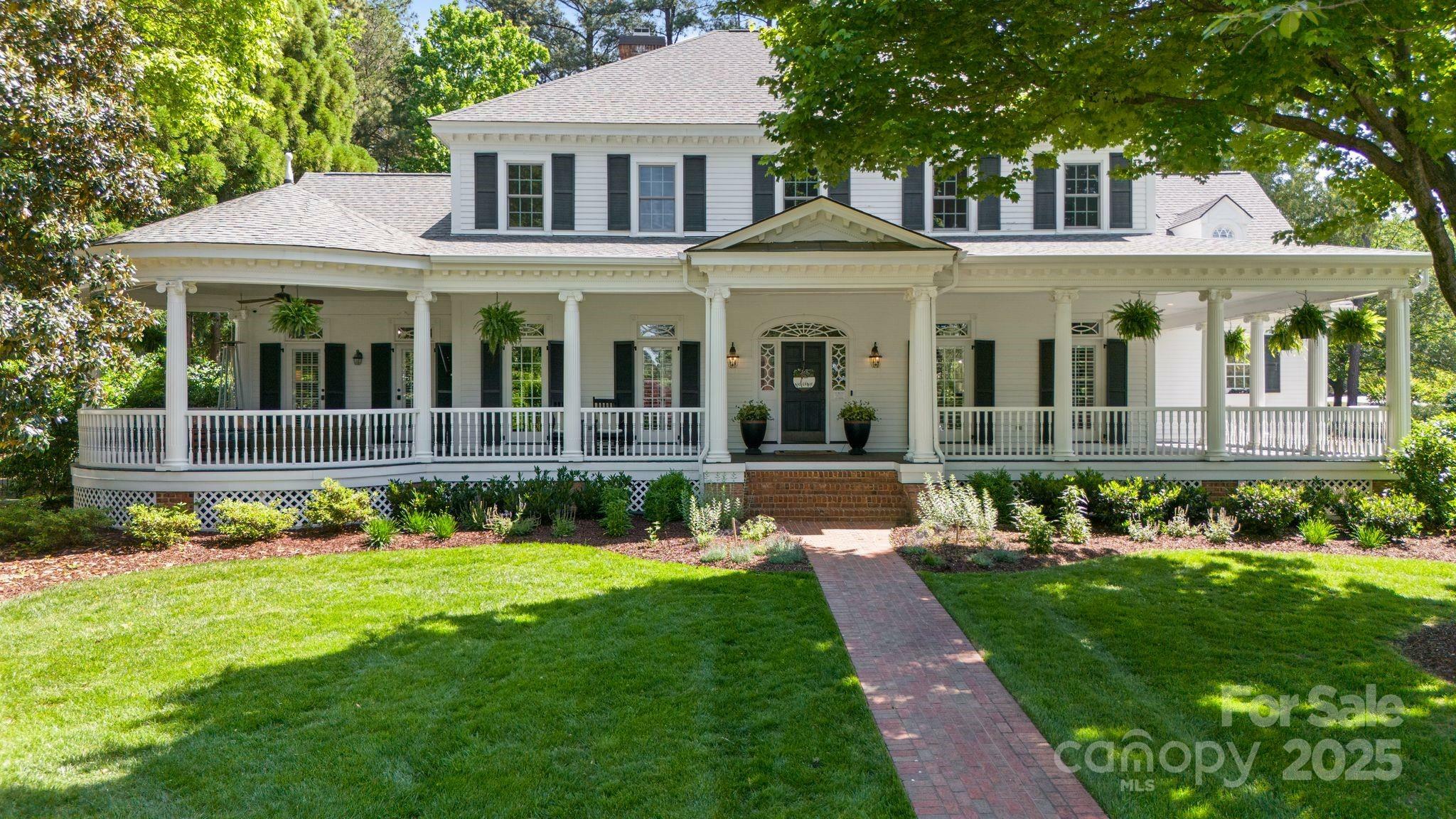Property Photo: 18705 Harbor Light Boulevard NC 28031
