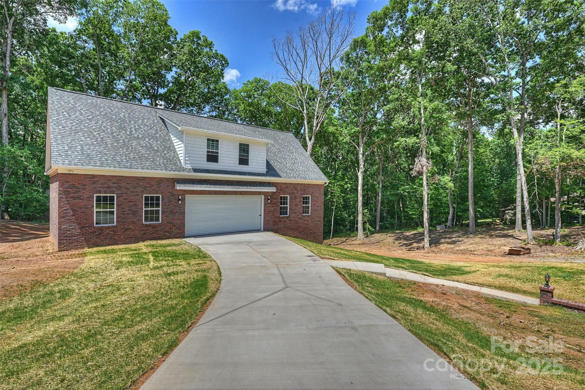Property Photo: 3009 Brooks Mill Lane NC 28174
