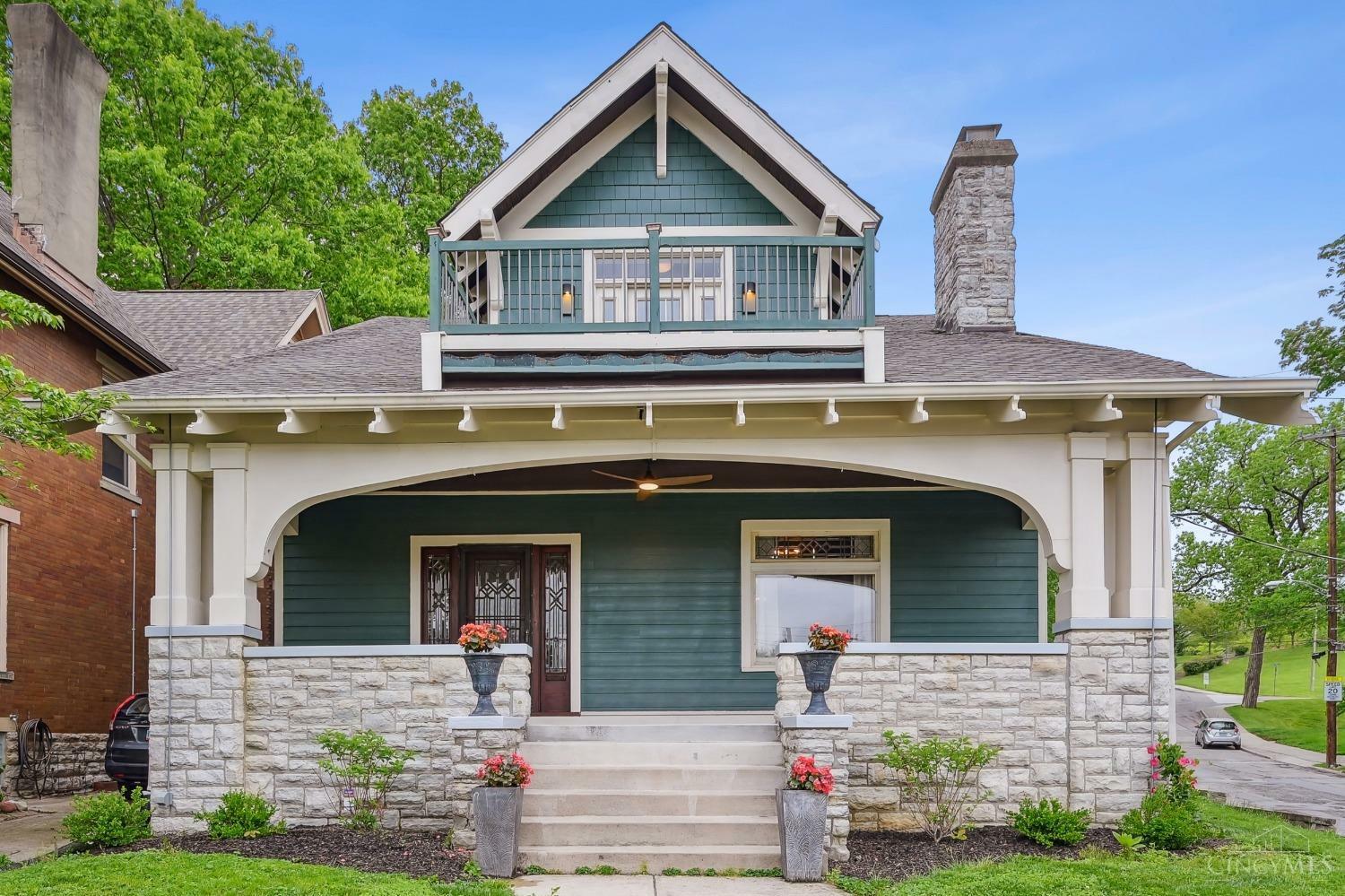 Property Photo: 1536 Donaldson Place OH 45223