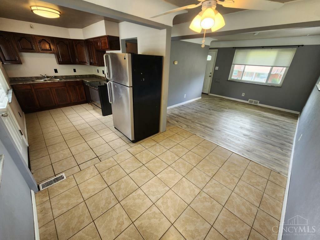 Property Photo: 448 Sunaire Terrace OH 45238