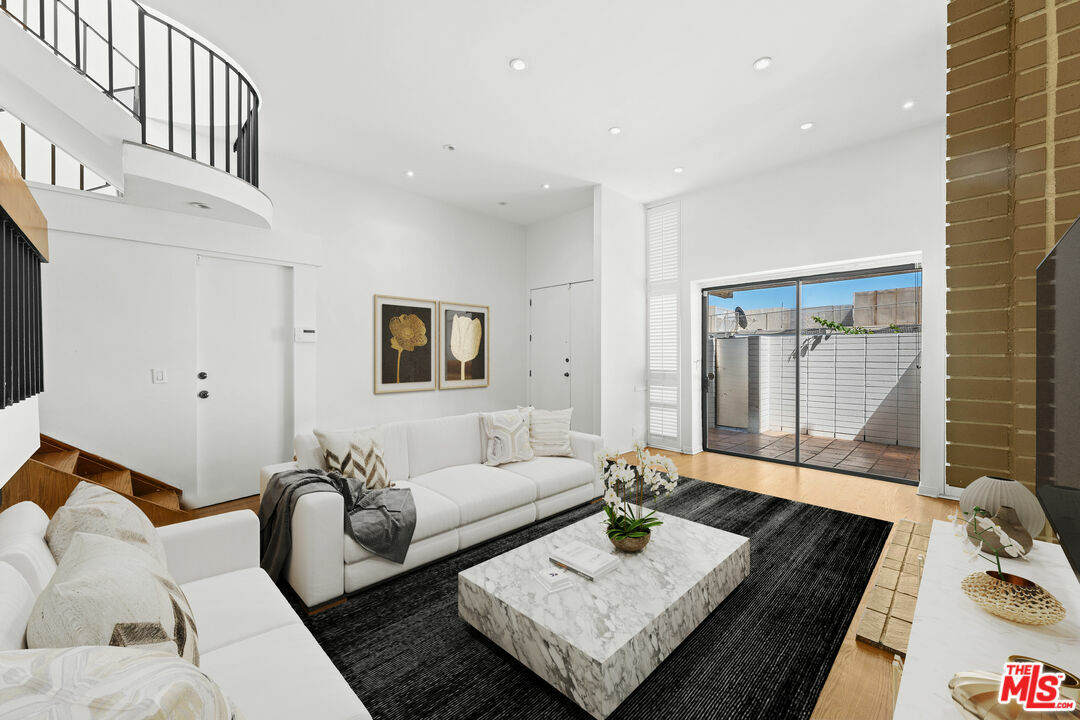 Property Photo: 357 S El Camino Dr CA 90212