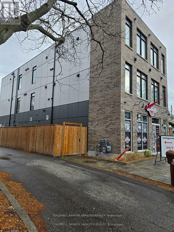 Photo de la propriété:  196 North Beechwood Avenue 13  ON K1L 8A9 