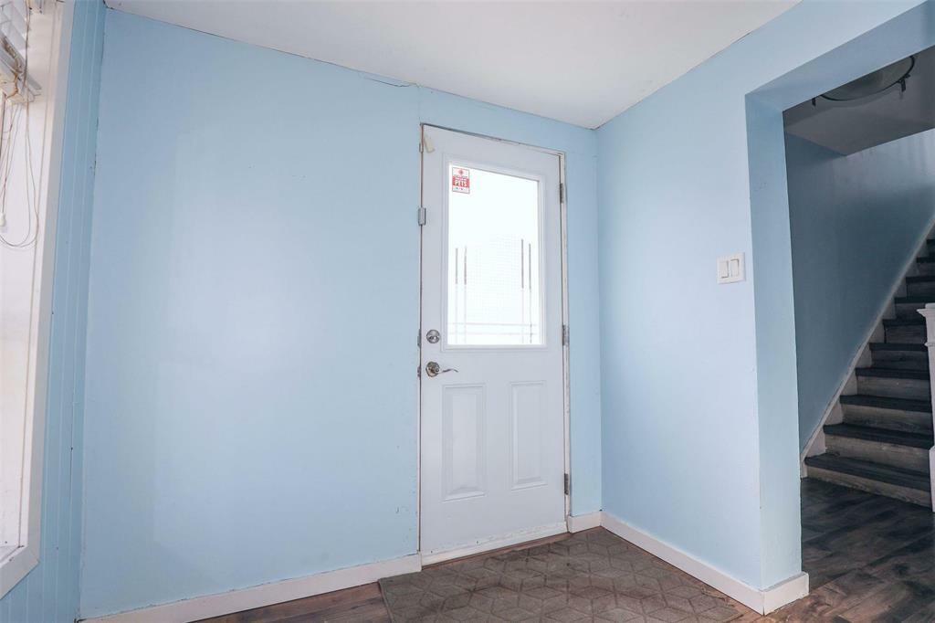 Photo de la propriété: 417 Victoria Avenue East MB R2C 0E9